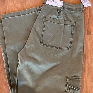 Kensie Olive Cargo Pants with Patch Pockets